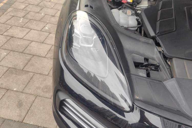 Used Porsche Cayenne 2019 Cayenne 3.0T Right Front Headlight