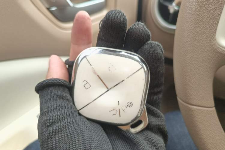 Used Wuling Hongguang MINIEV 2025 Four-Door Version Zhenxiang+ Edition Vehicle Key