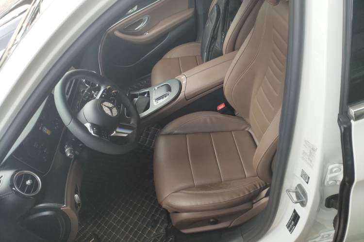 Used Mercedes-Benz E-Class 2021 Restyled E 300 L Sporty and Stylish Edition
