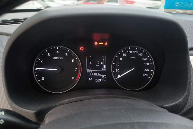 Used Hyundai ix25 2015 1.6L Automatic Two-Wheel Drive Smart GLS Trim
