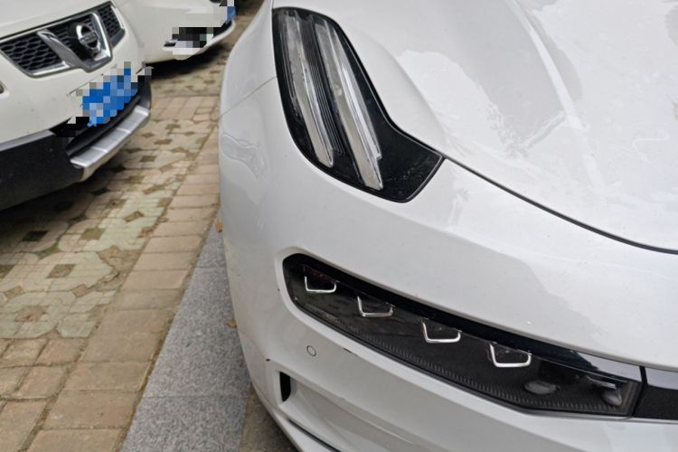 Used Zeekr 001 2023 WE Edition 100 kWh Right Front Headlight