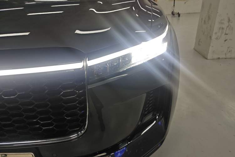Used Li Auto ONE 2021 Extended-Range 6-Seater Version Left Front Headlight