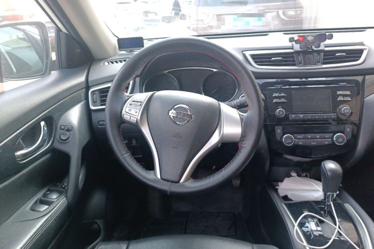 Used Nissan X-Trail 2016 2.5L CVT Sport Edition 4WD
