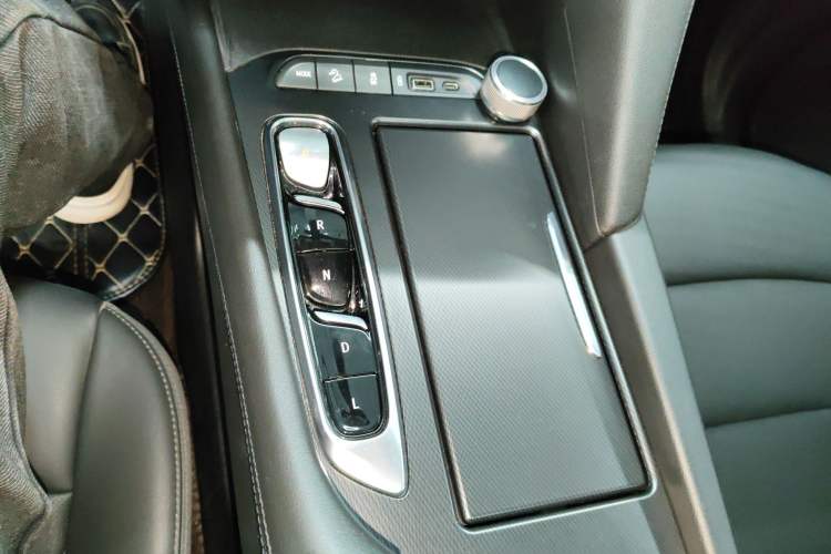 Used Buick Enclave 2020 28T Two-Wheel Drive Luxury Version