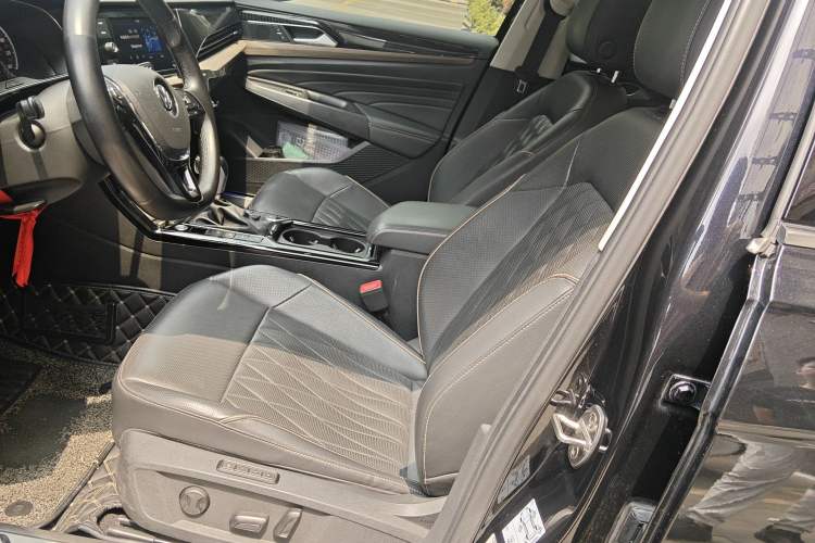 Used Volkswagen Passat New Energy 2019 430 PHEV Hybrid Luxury Edition Left Front Seat