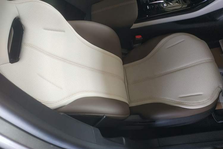 Used BYD Qin PLUS 2024 HONOR Edition DM-i 55KM Leading Model