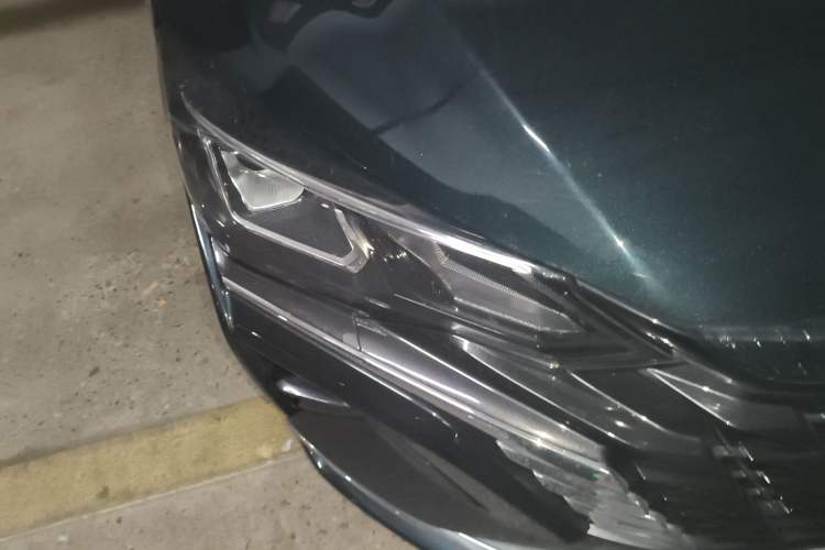 Used Dongfeng Aeolus Yixuan MAX 2023 1.5T Ultra-Stylish Trendsetting Dad Edition