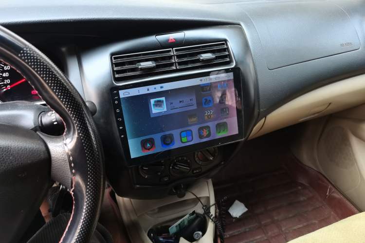 Used Nissan Livina 2015 1.6XE Manual Comfort Edition