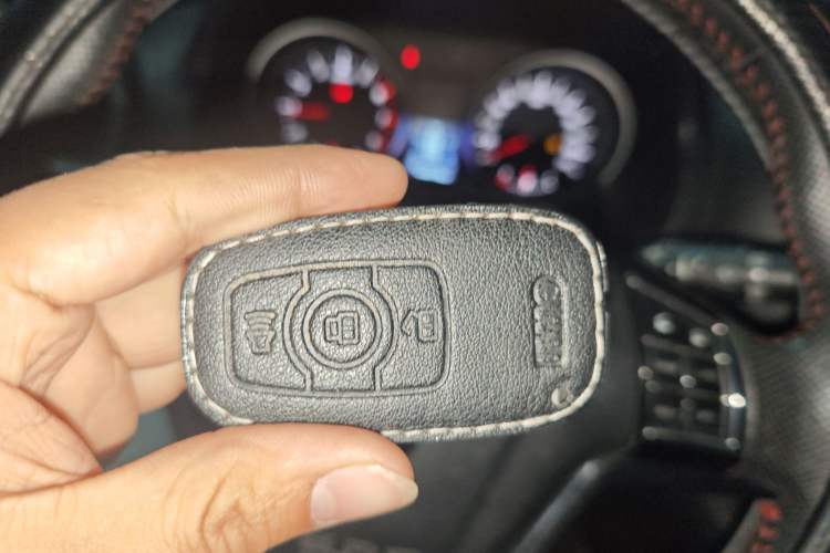 Used Haval H6 2015 Upgraded Model 1.5T Manual Two-Wheel Drive Elite Version