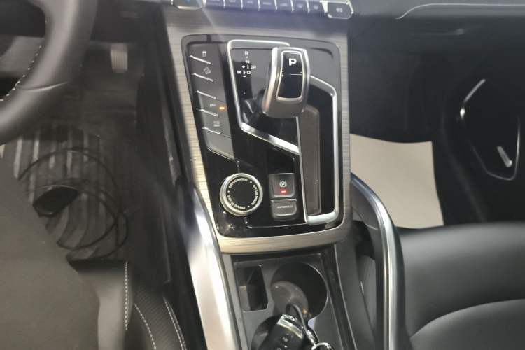 Used Geely Auto Emgrand X7 Sport 2020 1.8TD DCT ZhiZun PRO Gear Lever