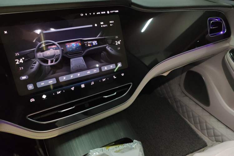 Used Rising F7 2023 Advanced Pro Edition Audio And AC Panel