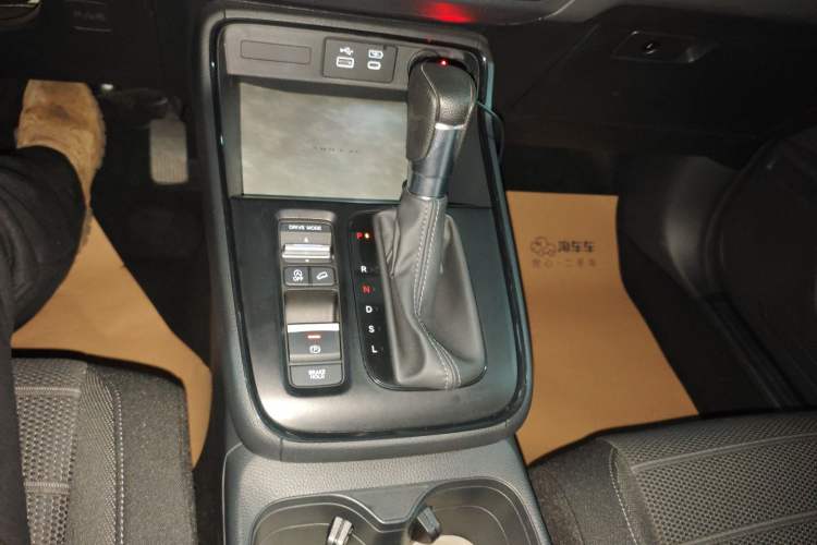 Used Honda Breeze 2023 240TURBO Two-Wheel Drive Elite Edition 5 Seats Gear Lever