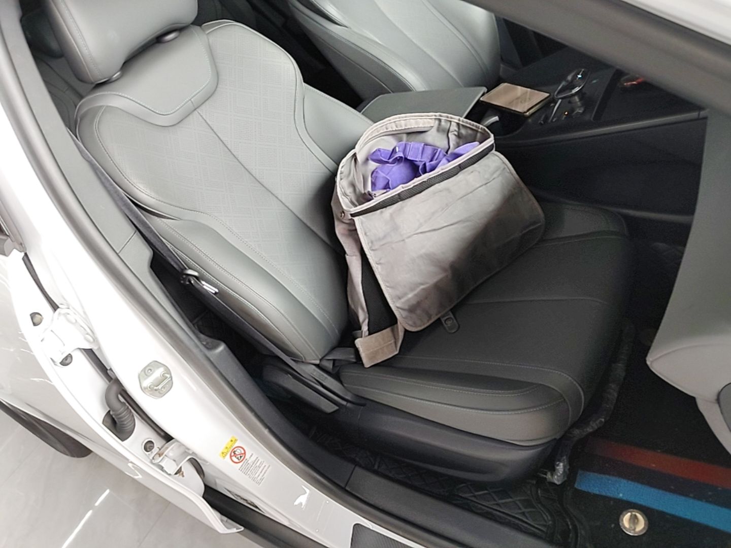 BYD Qin PLUS 2025 DM-i Smart Drive 55KM Leading Model — снимка 19