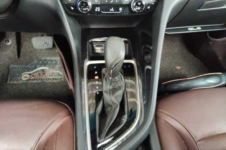 Used Buick GL6 2019 18T 6-Seater Connected Luxury Version China V Standard