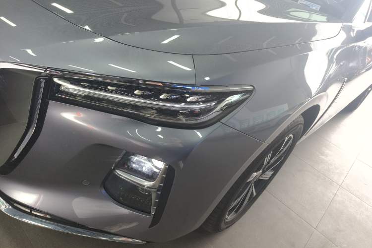 Used Hongqi H5 PHEV 2025 170 Super Hybrid Version Left Front Headlight