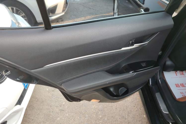 Used Toyota Camry 2021 2.0G Luxury Edition