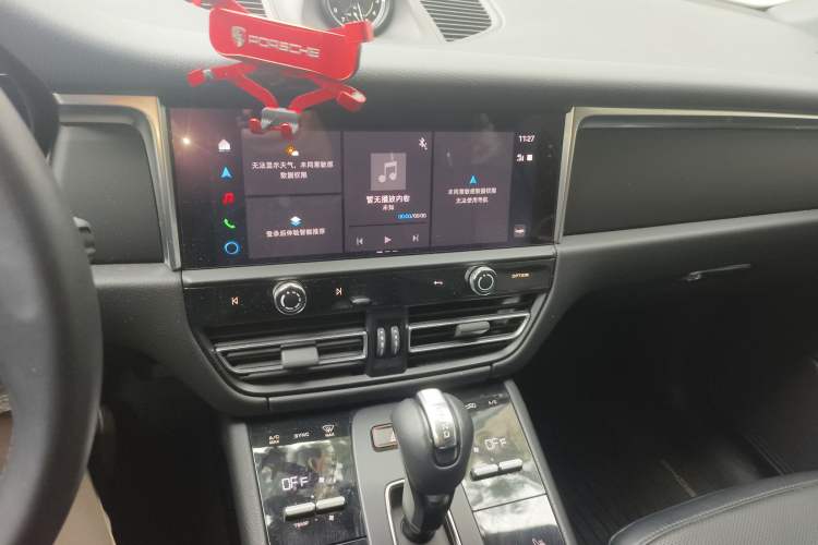 Used Porsche Macan 2024 Macan 2.0T Audio And AC Panel