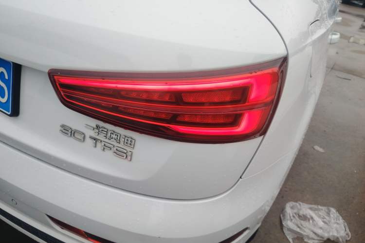 Used Audi Q3 2018 30 TFSI Fashion Edition Collector's Version Right Rear Taillight