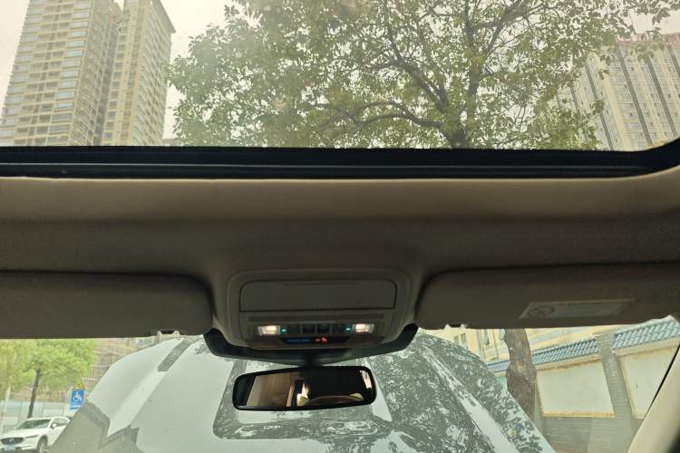 Used Ford Explorer 2020 EcoBoost 285 4x4 Titanium Edition 7-Seater