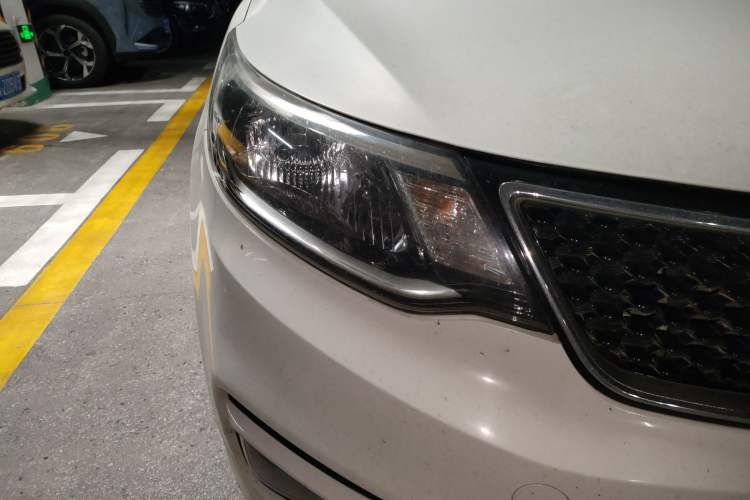 Used Kia K2 2015 Sedan 1.4L MT GLS
