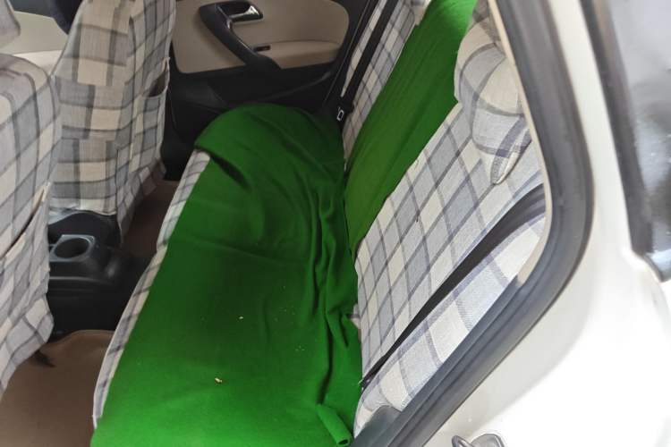 Used Volkswagen Polo 2011 1.4L Manual ZhiShang Edition
