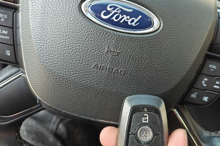 Used Ford Taurus 2019 EcoBoost 245 Premium Edition
