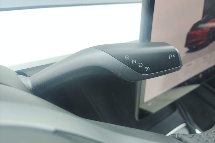 Used Tesla Model 3 2022 Rear-Wheel-Drive Version
