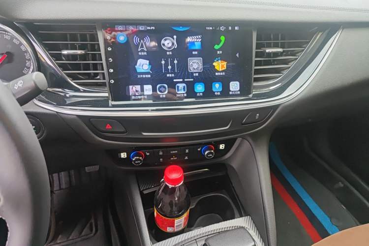 Used Buick Regal 2019 20T Elite Version China VI Standard Audio And AC Panel