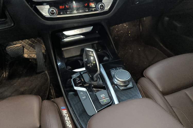 Used BMW X3 2021 Facelift xDrive28i M Sport Package Gear Lever