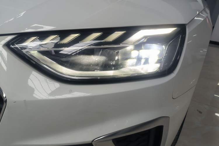 Used Audi A4L 2022 40 TFSI Fashion Dynamic Model Left Front Headlight