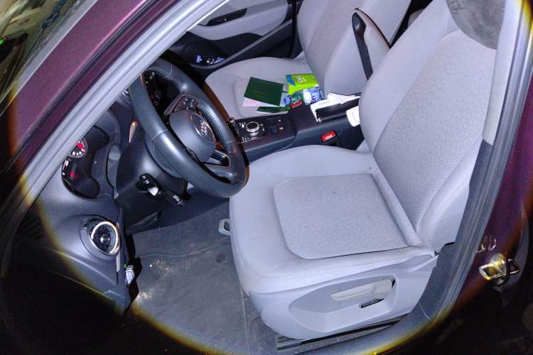 Used Audi A3 2020 Restyled Limousine 35 TFSI Ambition Version China VI Left Front Seat