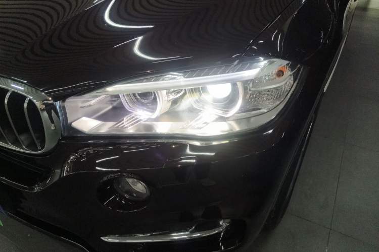 Used BMW X5 2018 xDrive28i Left Front Headlight