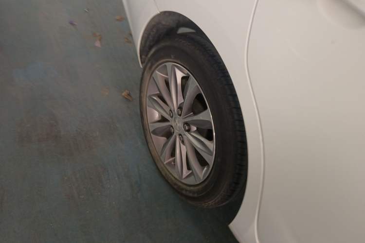 Used Chevrolet Monza 2020 320 Automatic Enjoyment Edition Exterior 5