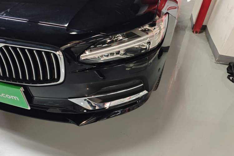 Used Volvo S90 2018 T5 Zhiya Edition
