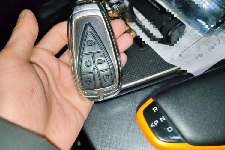 Used CHANGAN UNI-T 2022 1.5T Sport Edition Flagship Version
