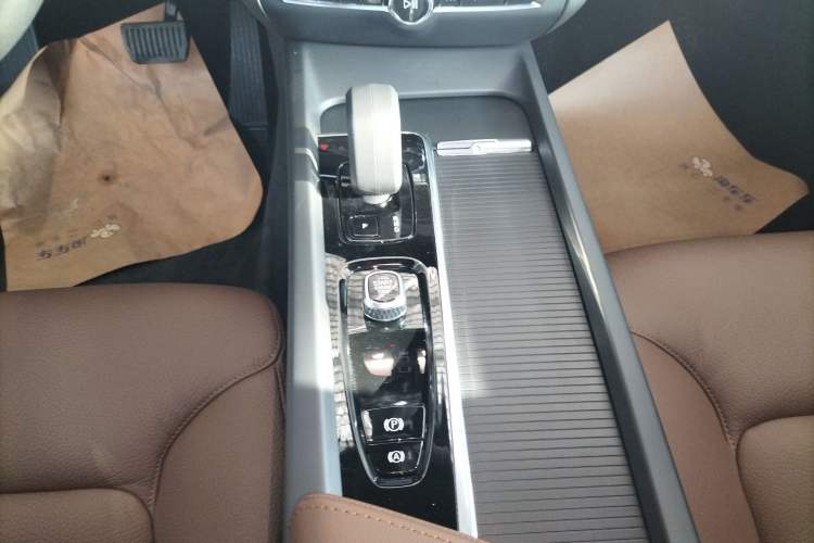 Used Volvo S60 2026 Model B4 Zhiyi Luxury Edition