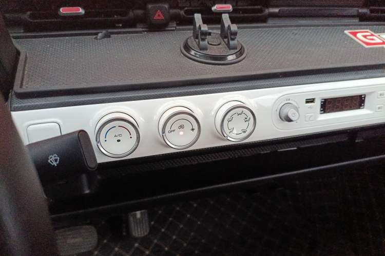 Used Wuling Hongguang MINIEV 2022 GAMEBOY 200km Gaming Edition with Lithium Iron Phosphate