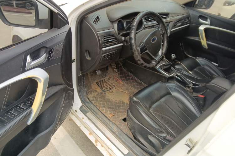 Used Geely Auto Emgrand 2017 Sedan Million Edition 1.5L Manual - Upward Version Driver Seat