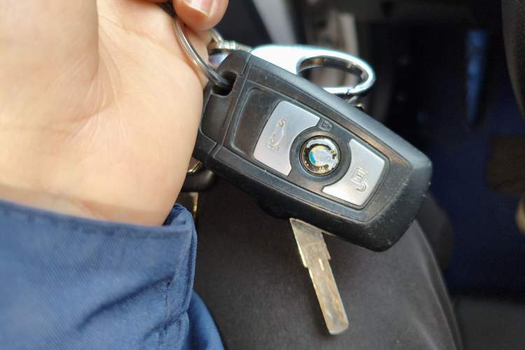 Used BMW 3 Series 2016 320i Fashion Model
