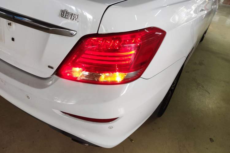 Used BYD Surui 2015 1.5L Manual Luxury Model
