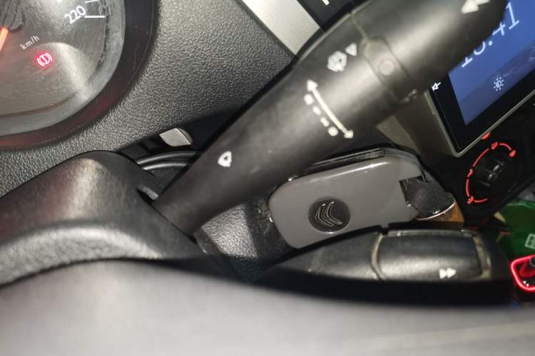 Used Citroen Elysee 2015 Zhishang Edition 1.6L Manual Fashion Model