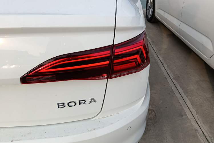 Used Volkswagen Bora 2021 1.5L Automatic Fashionable Smart Connectivity Version
