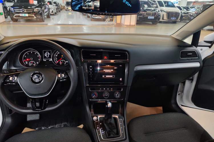 Used Volkswagen Golf 2020 Zhiai Edition 280TSI DSG Comfort Model