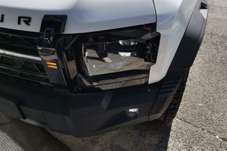 Used JETOUR Traveler 2024 2.0T All-Wheel-Drive Silver Dragon Wings
