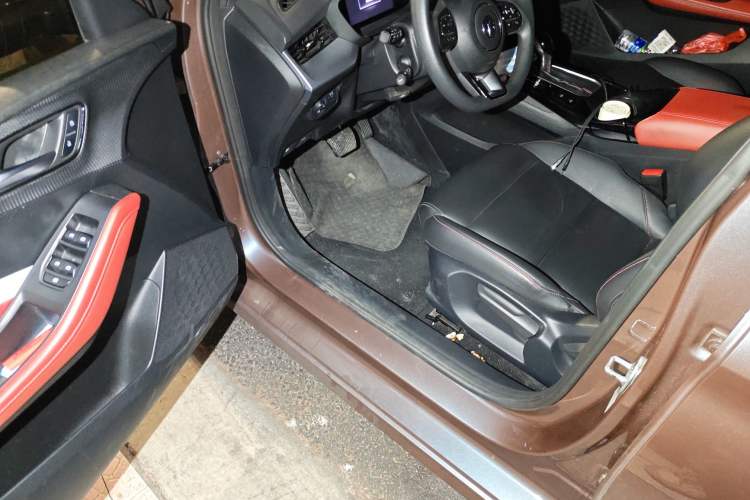 Used MG 5 2023 180 DVVT CVT Luxury Edition
