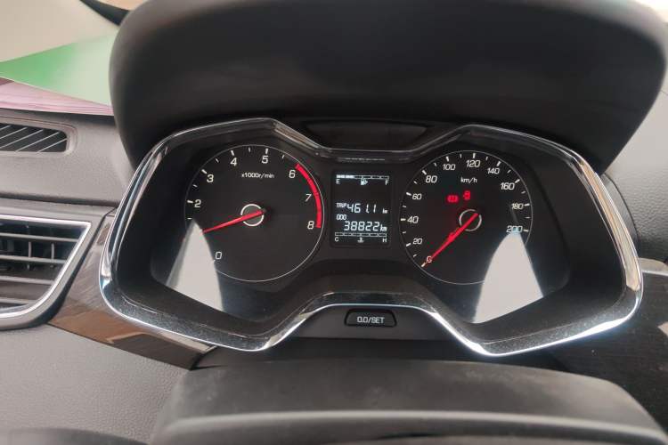 Used Baojun 310 2016 1.2L Manual Luxury Model Instrument Cluster