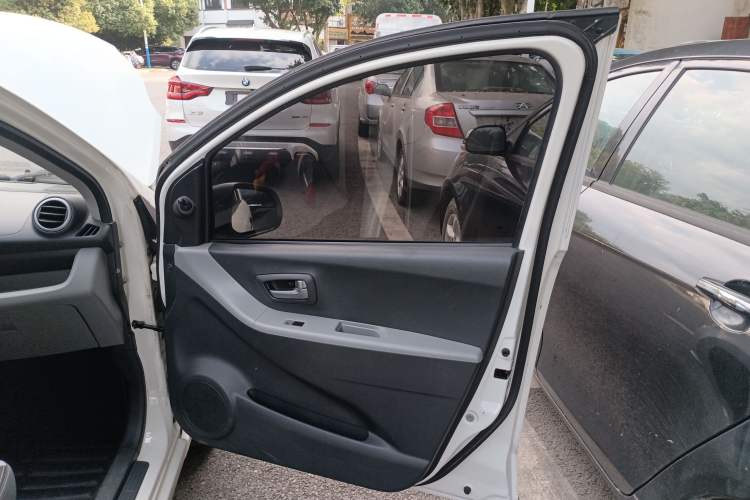 Used Suzuki Alto 2013 Revised Version 1.0L Manual Comfort Edition
