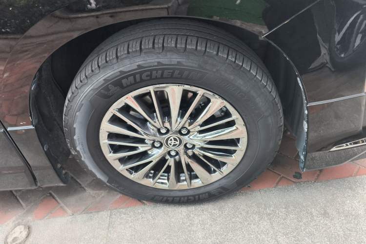 Used Toyota Vellfire 2019 Dual-Engine 2.5L HV Prestige Edition
