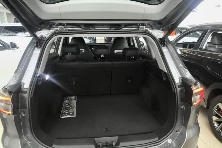 Used Chery Tiggo 7 PLUS New Energy 2023 Champion Edition 1.5T 100KM Speedy Version Trunk