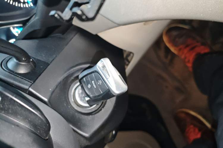 Used Ford Kuga 2013 2.0L GTDi Four-Wheel-Drive Elite Model Vehicle Key